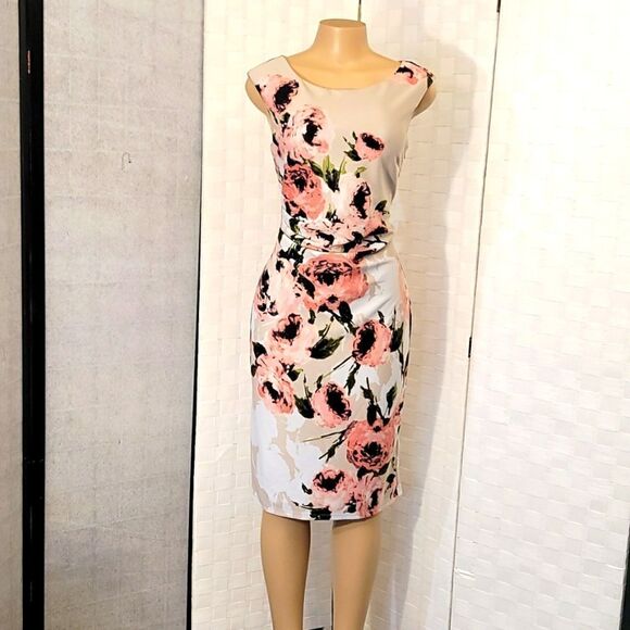 GLAMOUR WIDTH ROUND NECKLINE FLORAL EMBROIDERED SHEATH DRESS - Picture 1 of 14